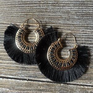 Gold Hoop Black Tassel Earrings Modern Minimalist New Without Tags 2”